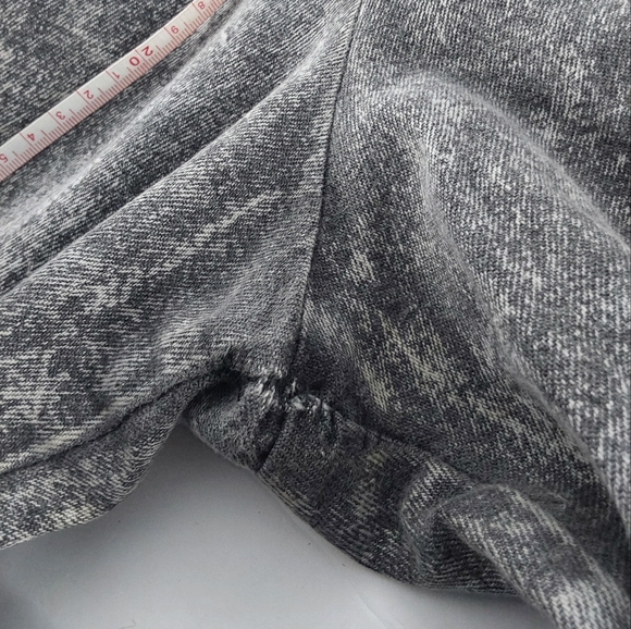 Cherokee Vintage Black Acid Wash Mom Jeans - Picture 13 of 14